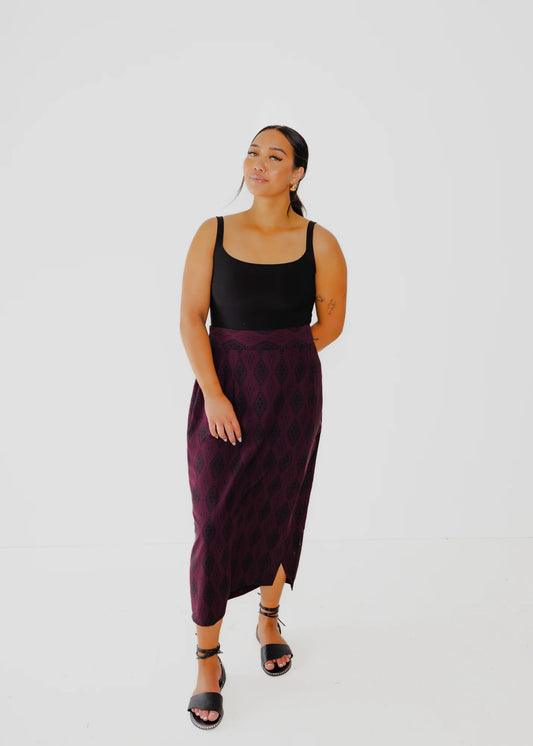 Purapura Whetu Skirt - Burgandy