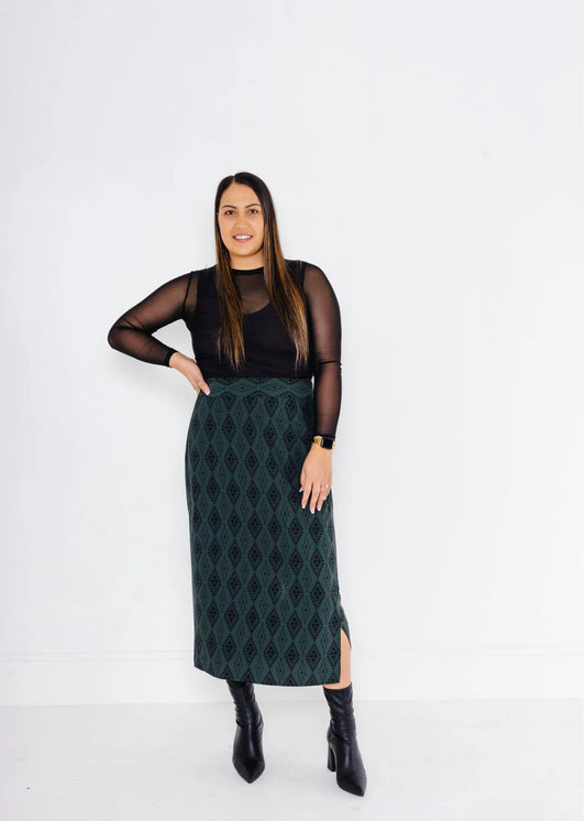 Purapura Whetu Skirt - Green