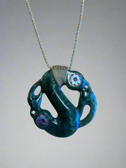 Pekapeka - Putiputi Pounamu