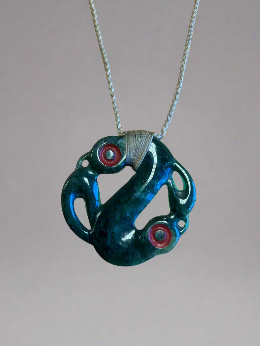 Pekapeka - Putiputi Pounamu