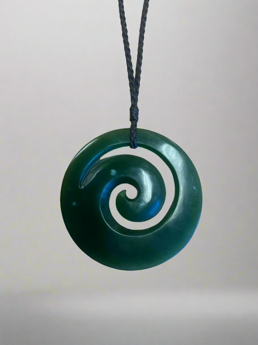 Pounamu Koru - Putiputi Pounamu
