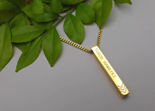 TŪROU HAWAIKI NECKLACE - GOLD