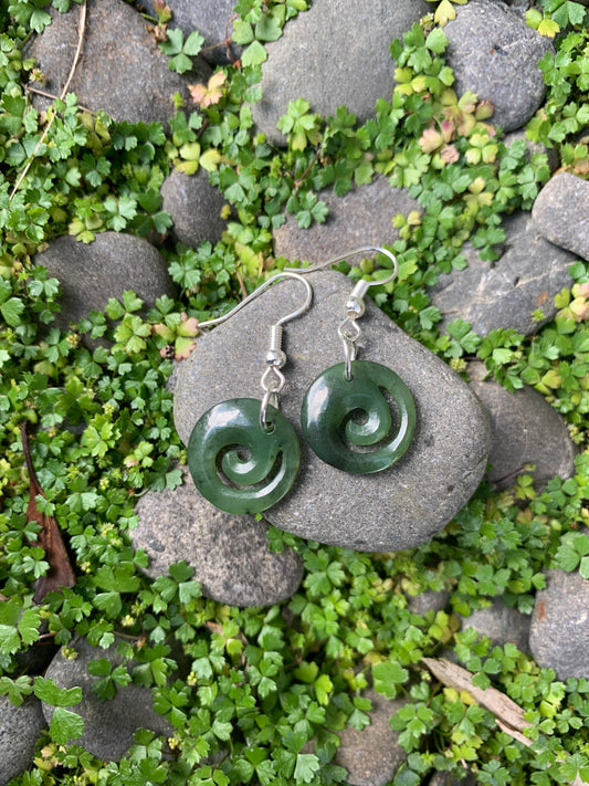 Jade earrings - Koru