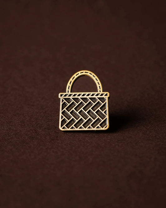 Kete Antique Gold Pin