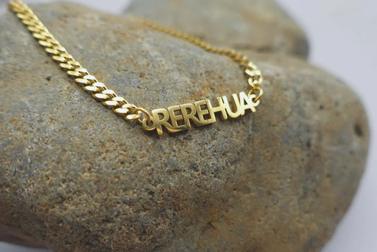 Rerehua Charm Bracelet - Gold