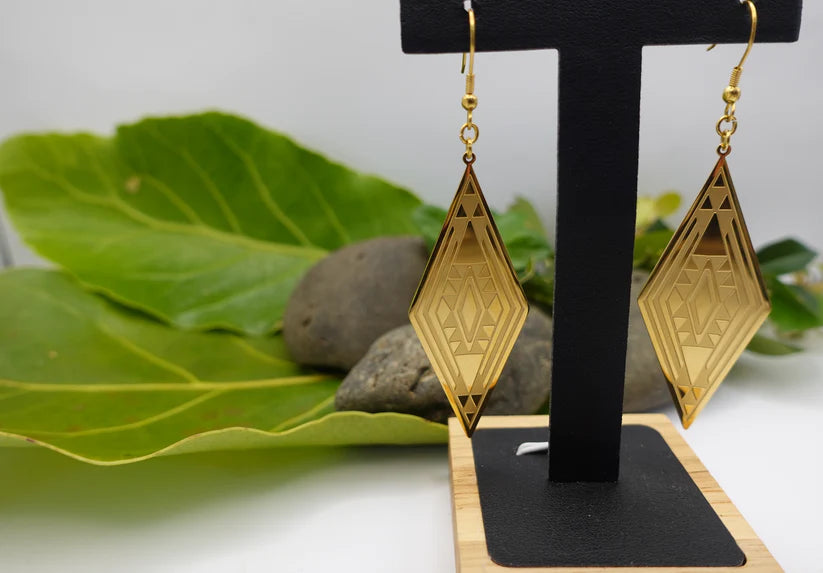 Whatu Earrings - Gold